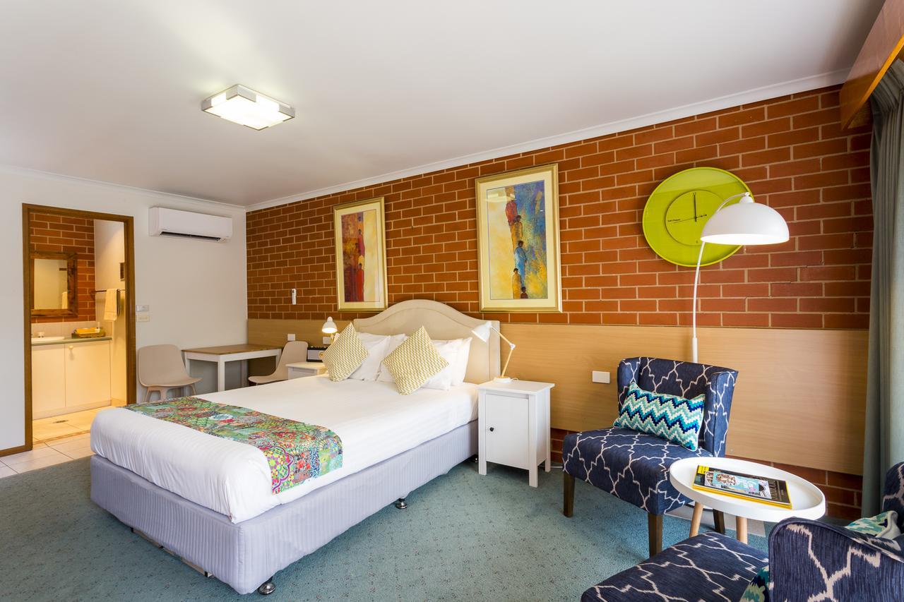 Yackandandah Central Экстерьер фото